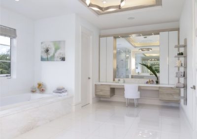 Classic Contemporary - Bath