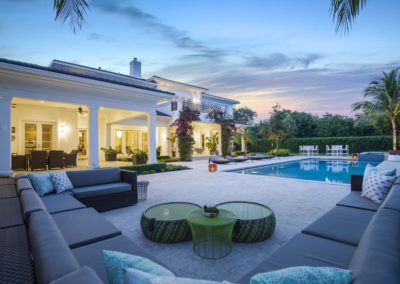 Classic Contemporary - Pool and Deck